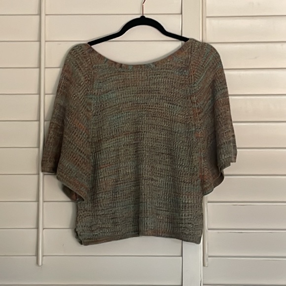 Anthropologie wing sleeve sweater - Picture 5 of 7